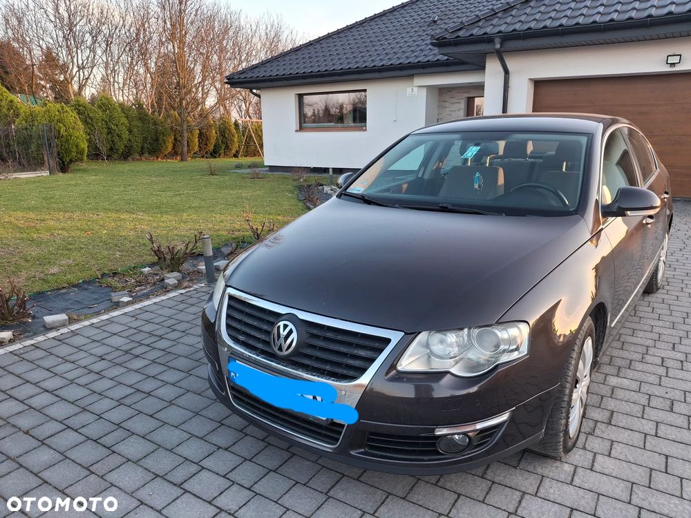 Volkswagen Passat 2.0 TDI Comfortline - 6