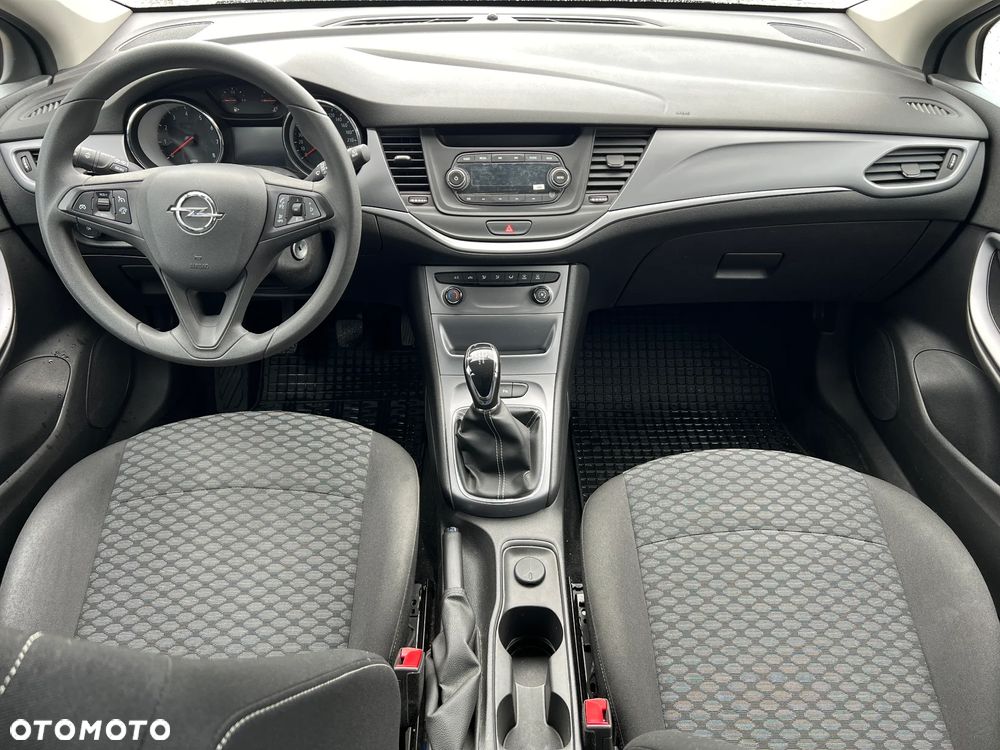Opel Astra 1.4 Essentia - 17