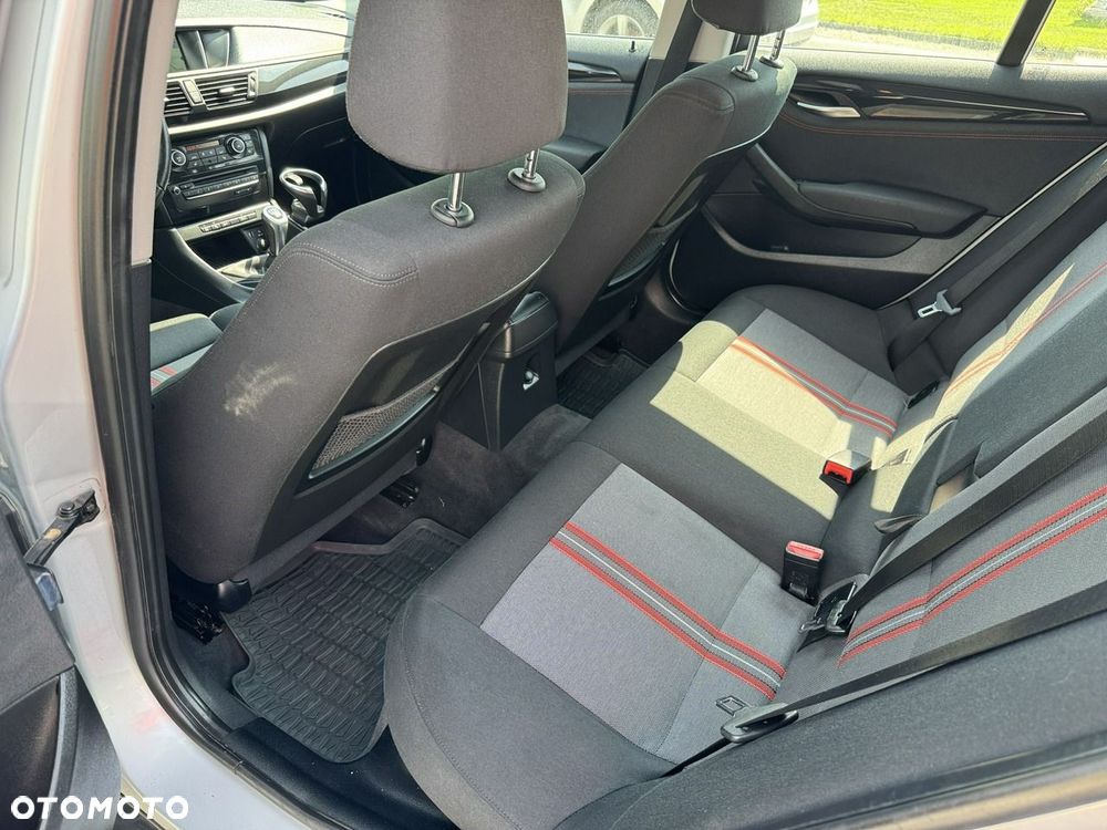 BMW X1 sDrive18d Sport Line - 23