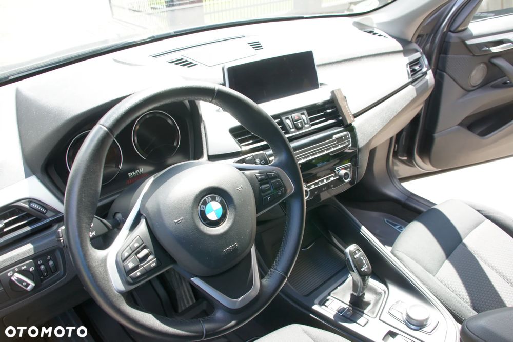 BMW X1 xDrive20d Sport - 24