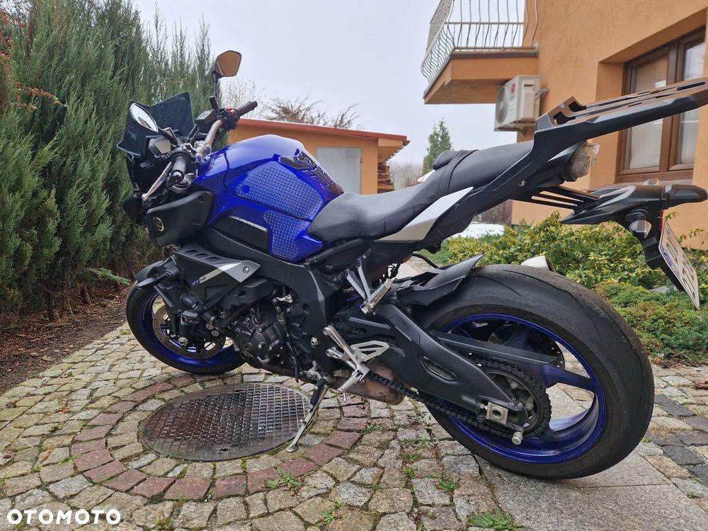 Yamaha MT - 7