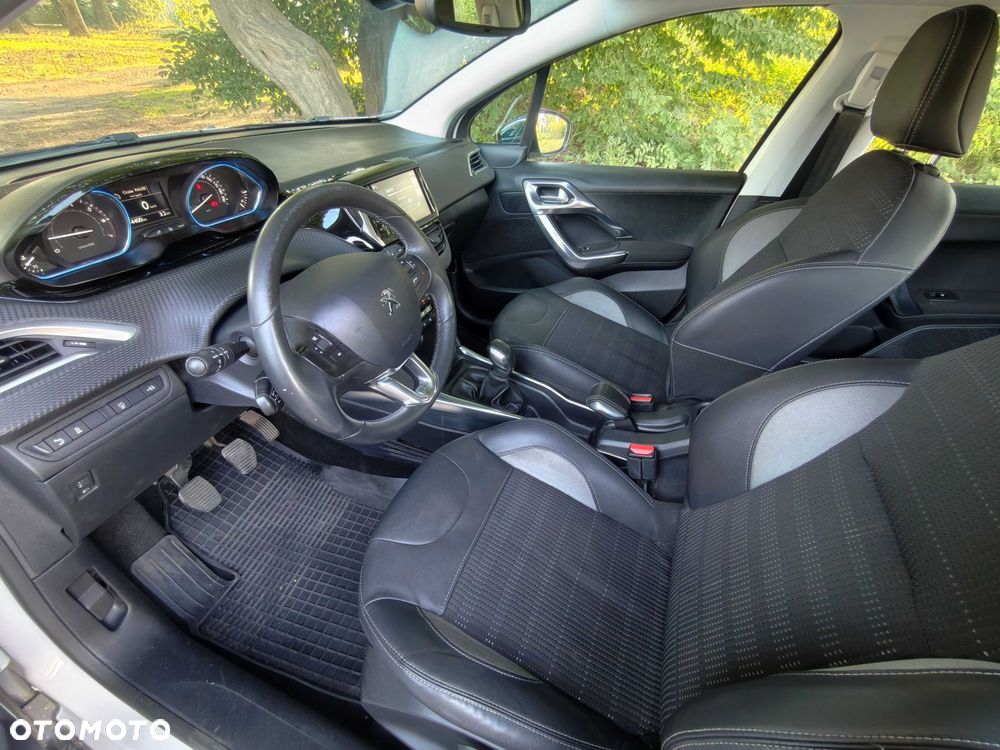 Peugeot 2008 - 7