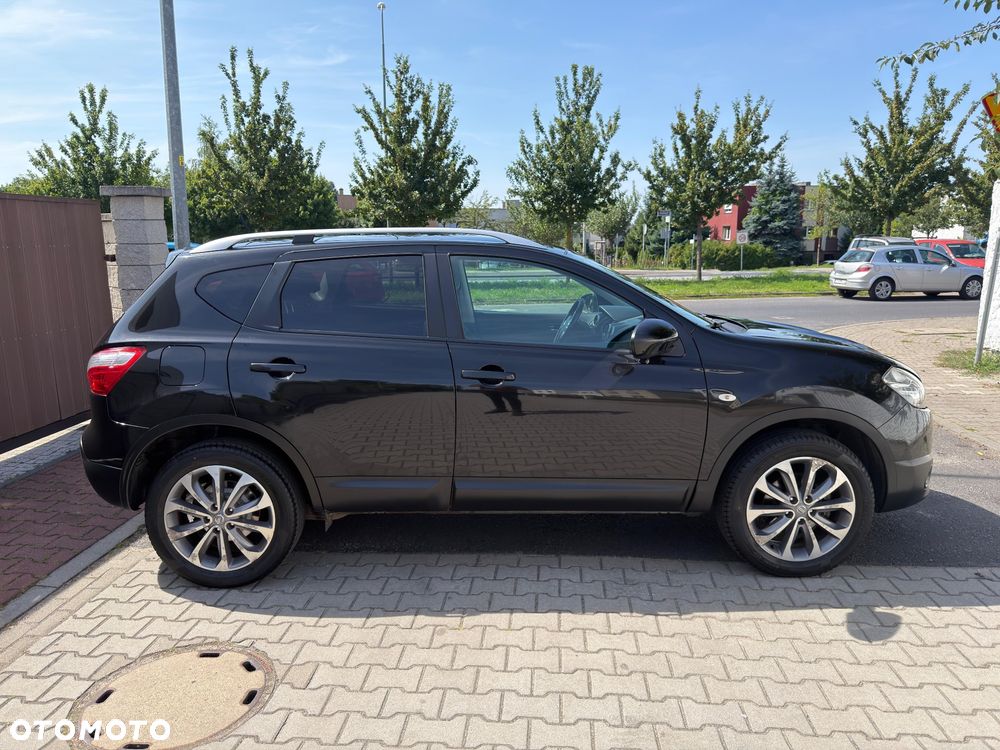 Nissan Qashqai 2.0 4x4 Tekna Premium - 22