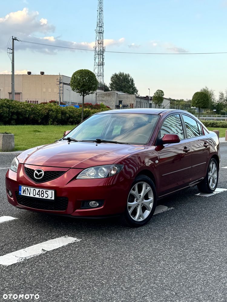 Mazda 3 2.0 Exclusive + - 2