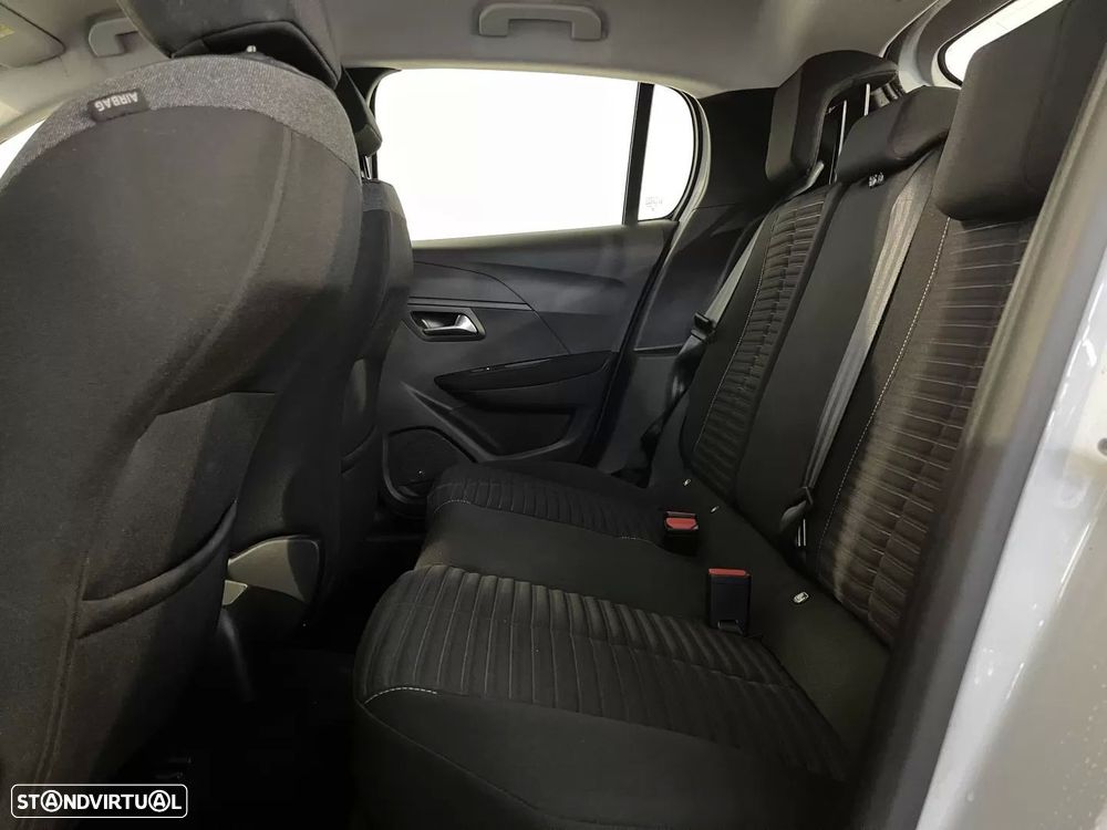 Peugeot 208 1.2 PureTech Active - 11