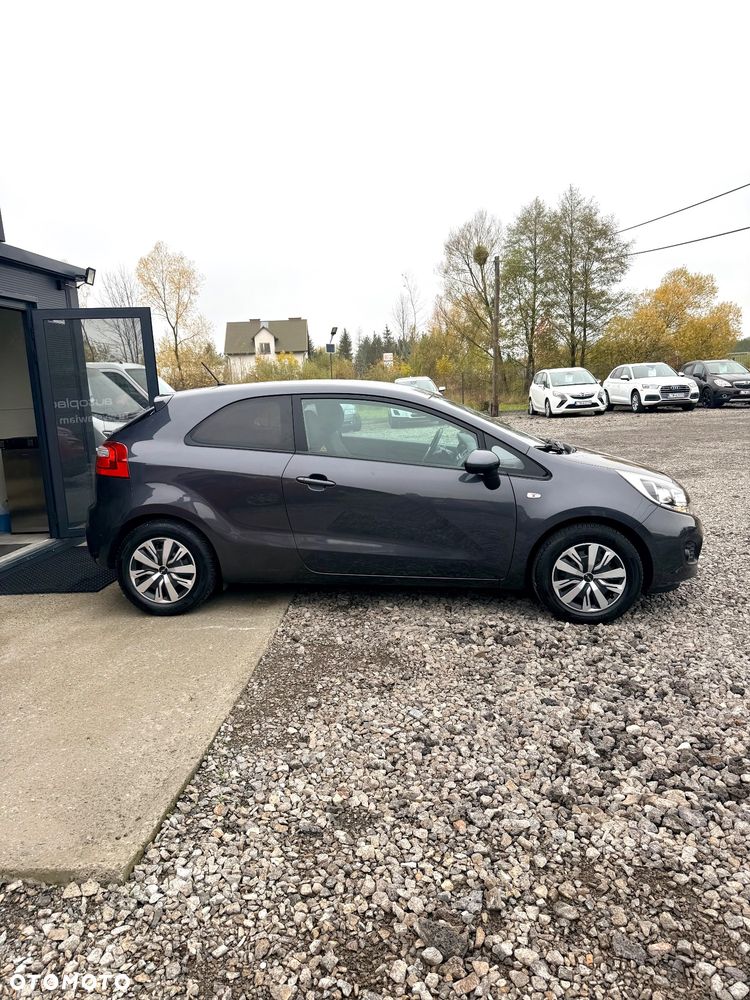 Kia Rio 2014 photo 5