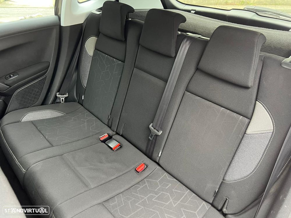 Peugeot 2008 1.2 PureTech Style - 11