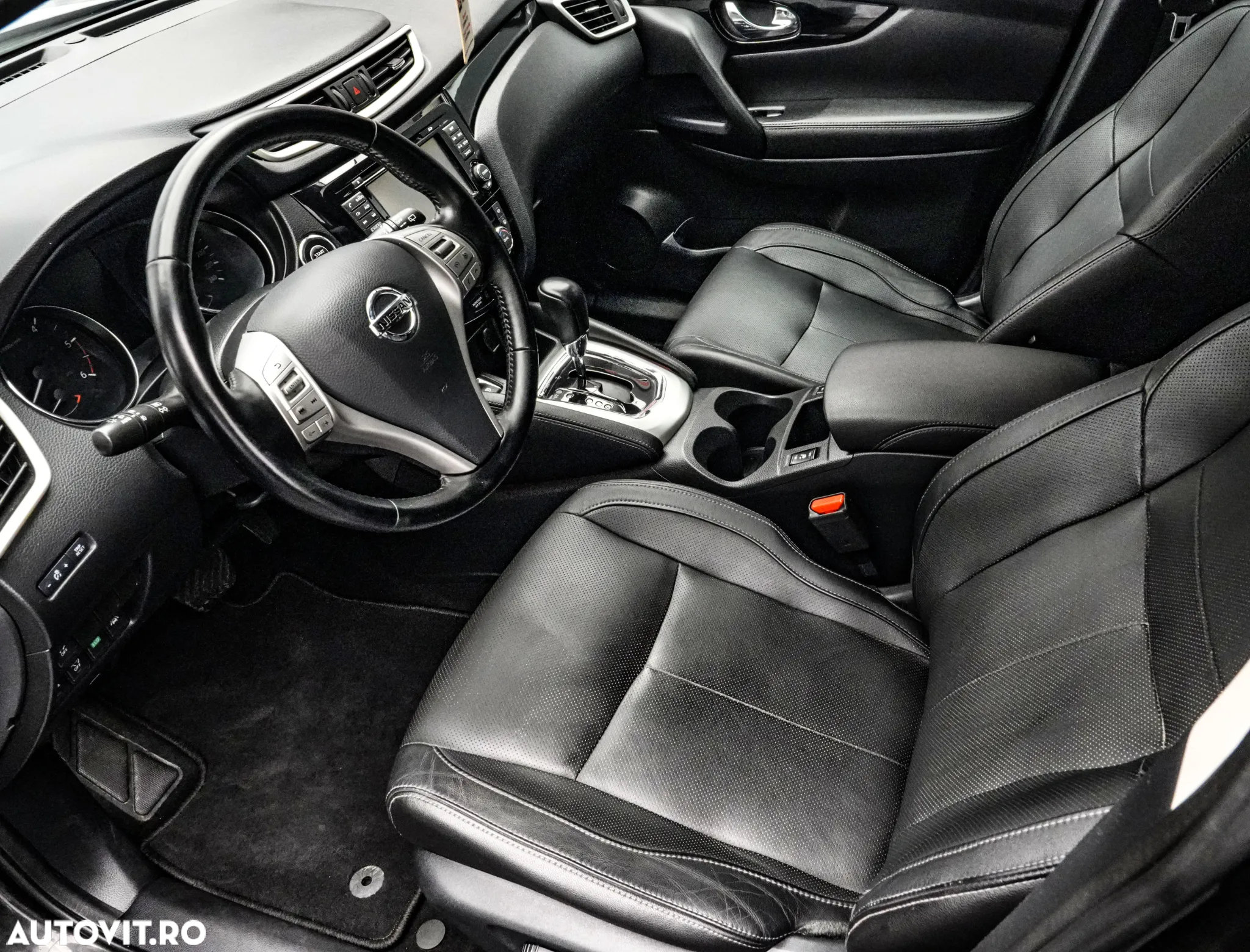 Nissan Qashqai 1.6 DCI Start/Stop X-TRONIC N-Connecta - 11