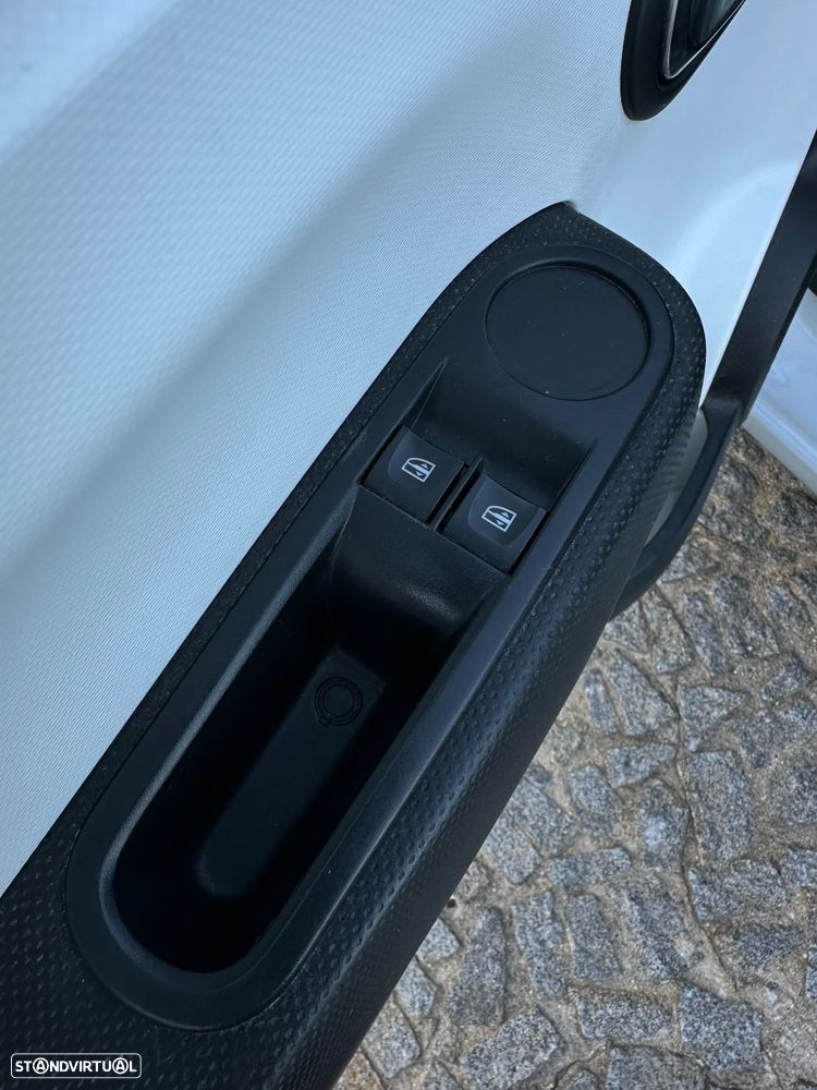 Renault Twingo E-Tech — fotografia 15