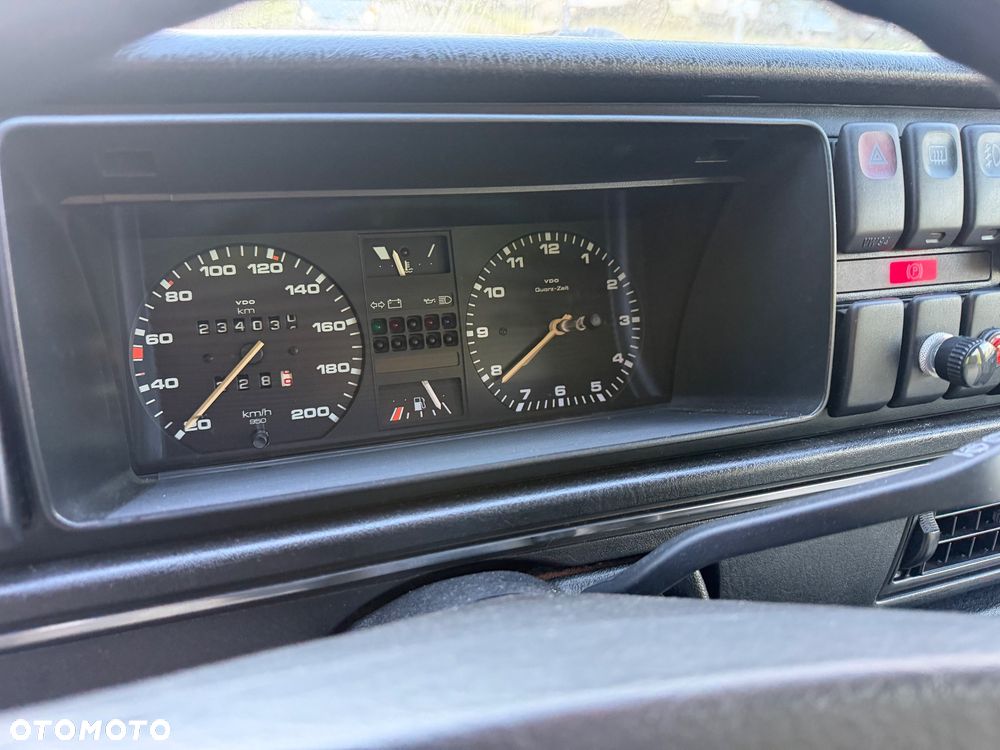 Volkswagen Jetta - 14