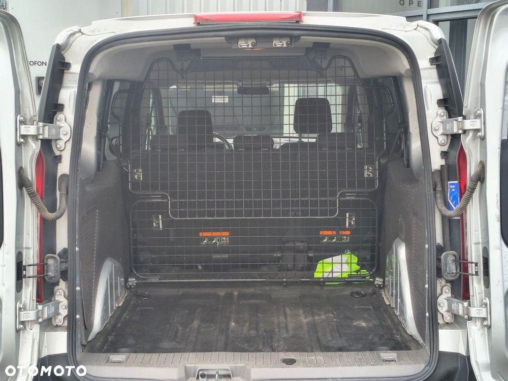 Ford Transit Connect - 15