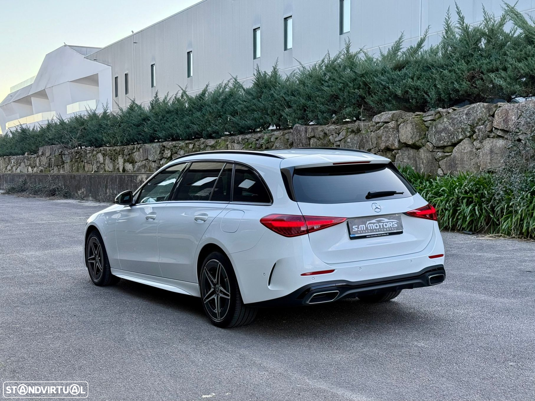 Mercedes-Benz C 300 e AMG Line - 16