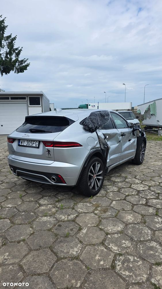 Jaguar E-Pace 2.0 i4D AWD R-Dynamic S - 6