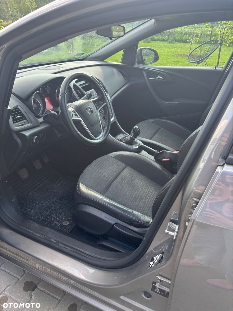 Opel Astra 1.6 Active - 11