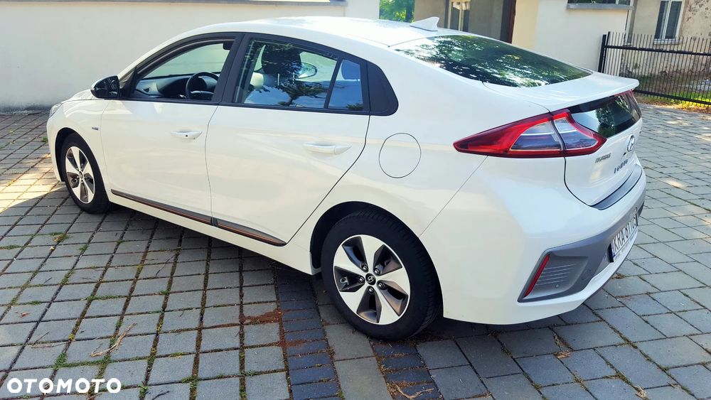 Hyundai IONIQ Electric Premium - 8