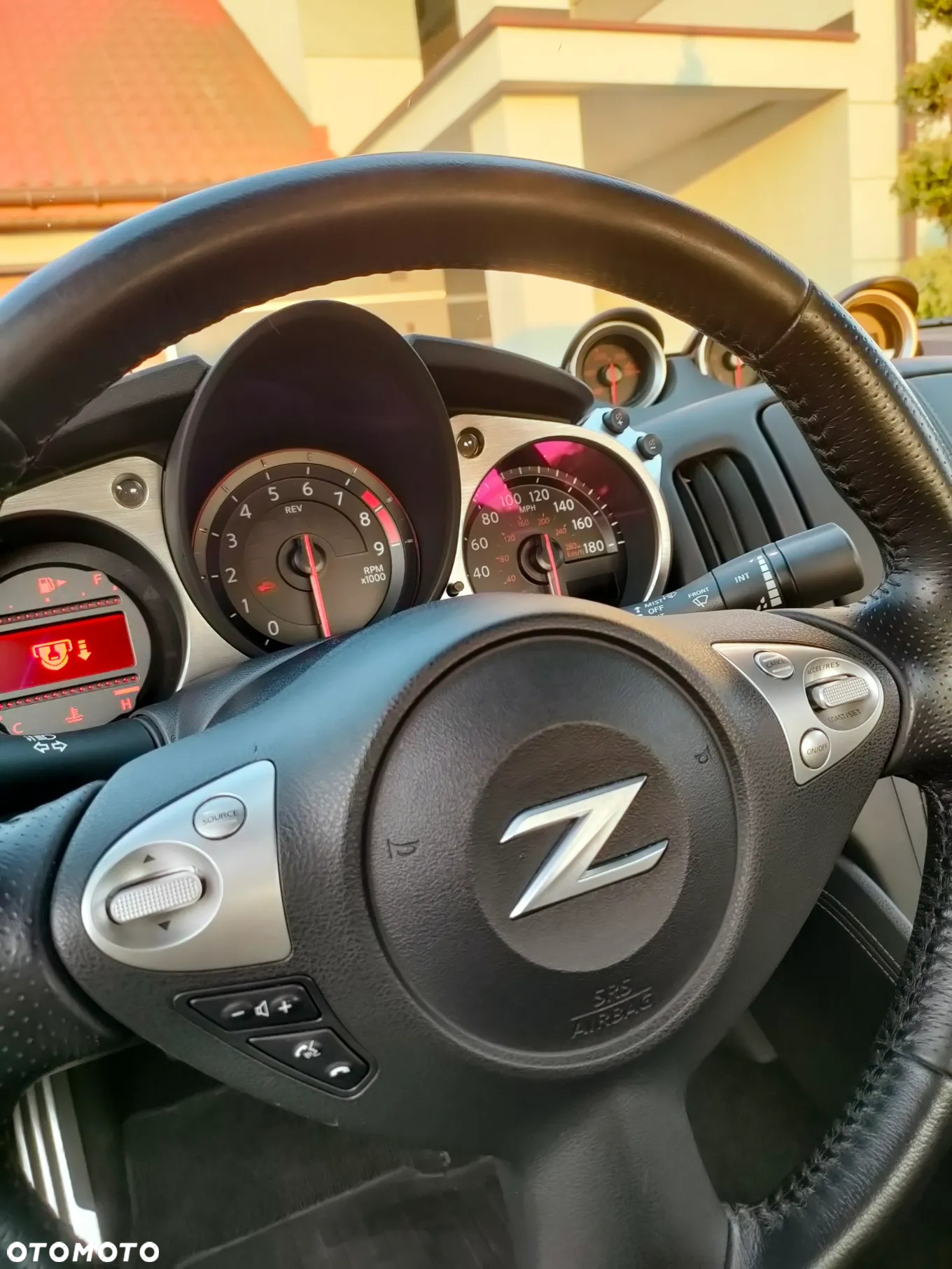 Nissan 370 Z - 17