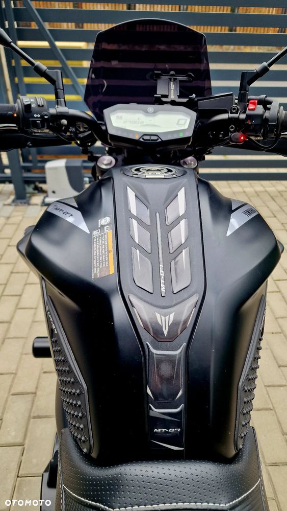 Yamaha MT - 37