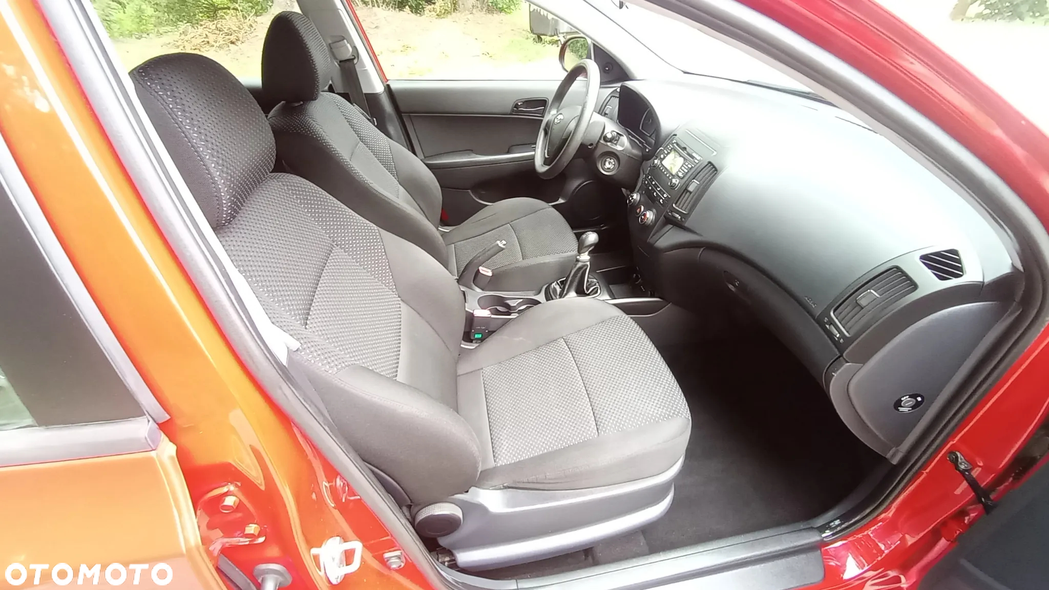 Hyundai i30 1.6 CRDi Comfort World Cup - 14