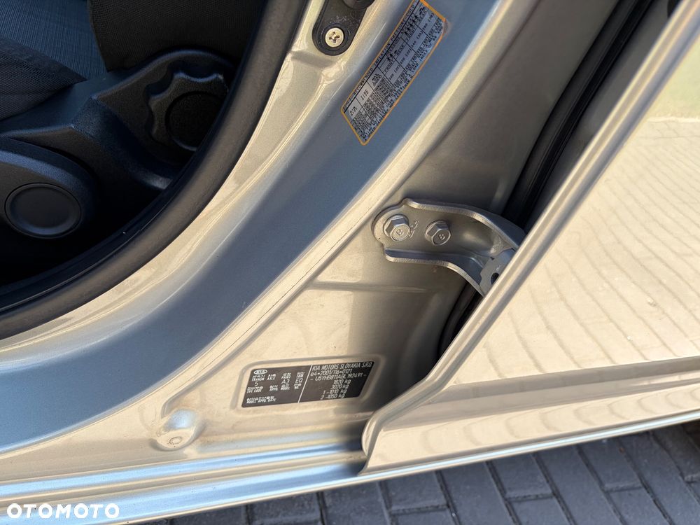 Kia Ceed 1.4 Comfort + - 33