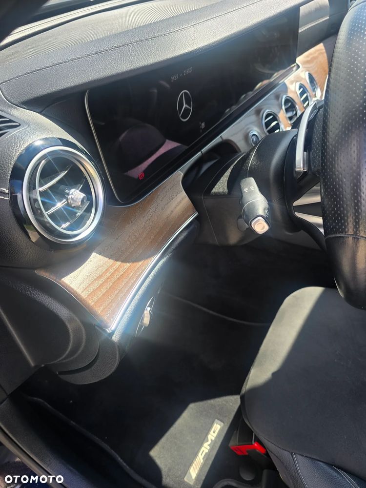 Mercedes-Benz Klasa E 220 d 4-Matic AMG - 18