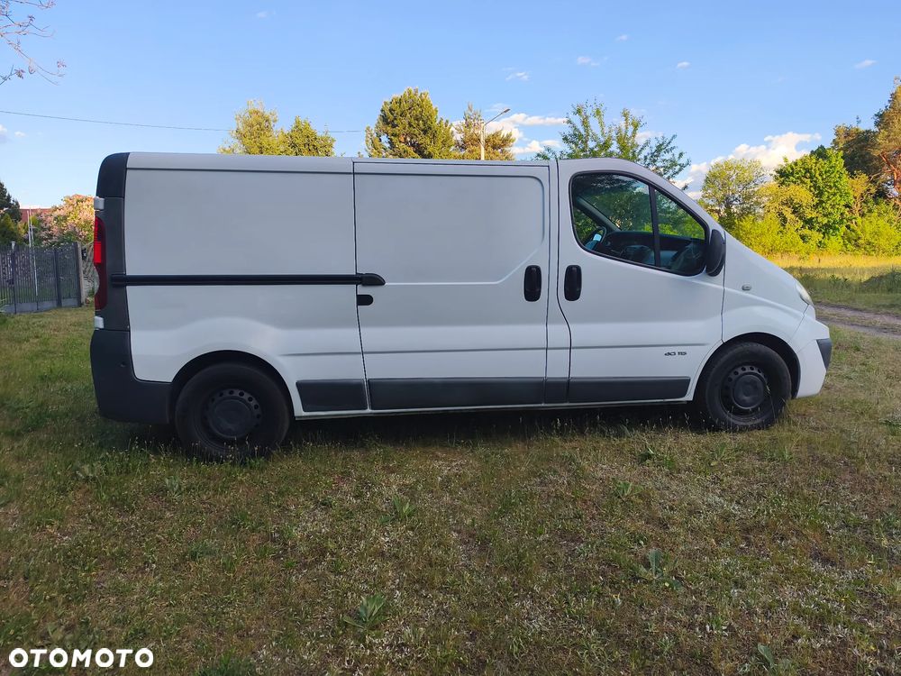 Renault TRAFIC - 13