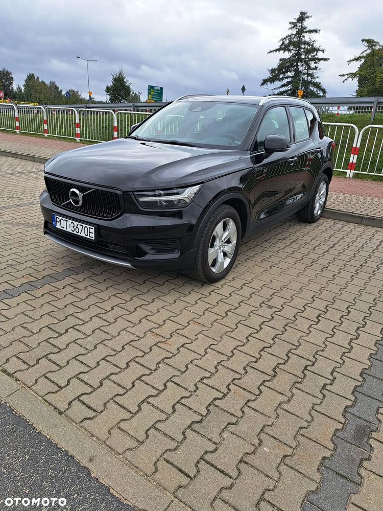 Volvo XC 40 T3 Momentum - 1