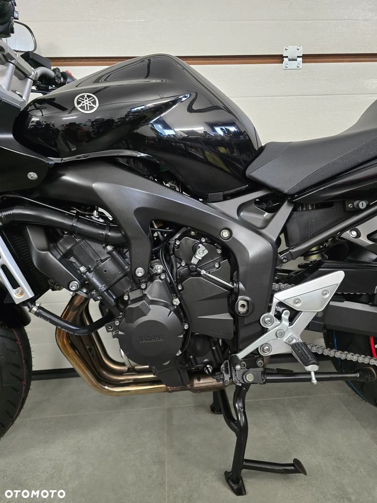 Yamaha FZ6 - 16