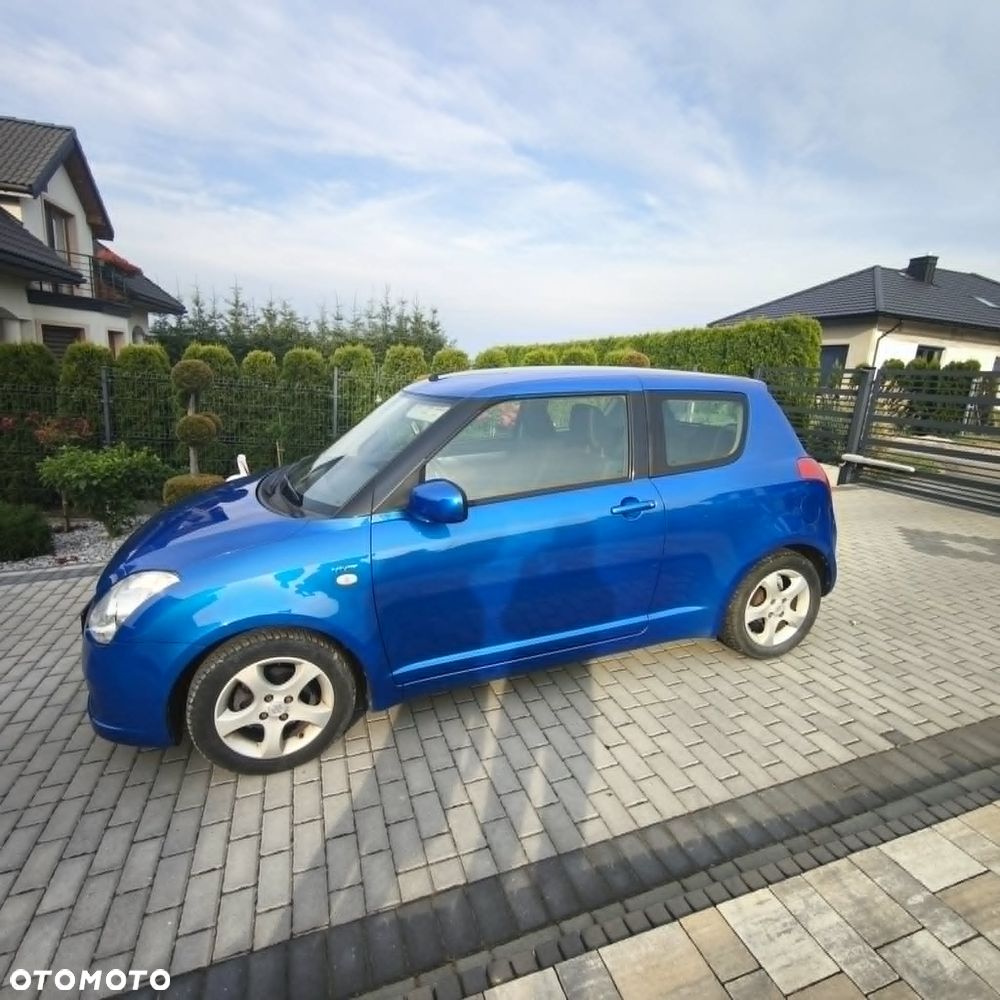 Suzuki Swift - 10