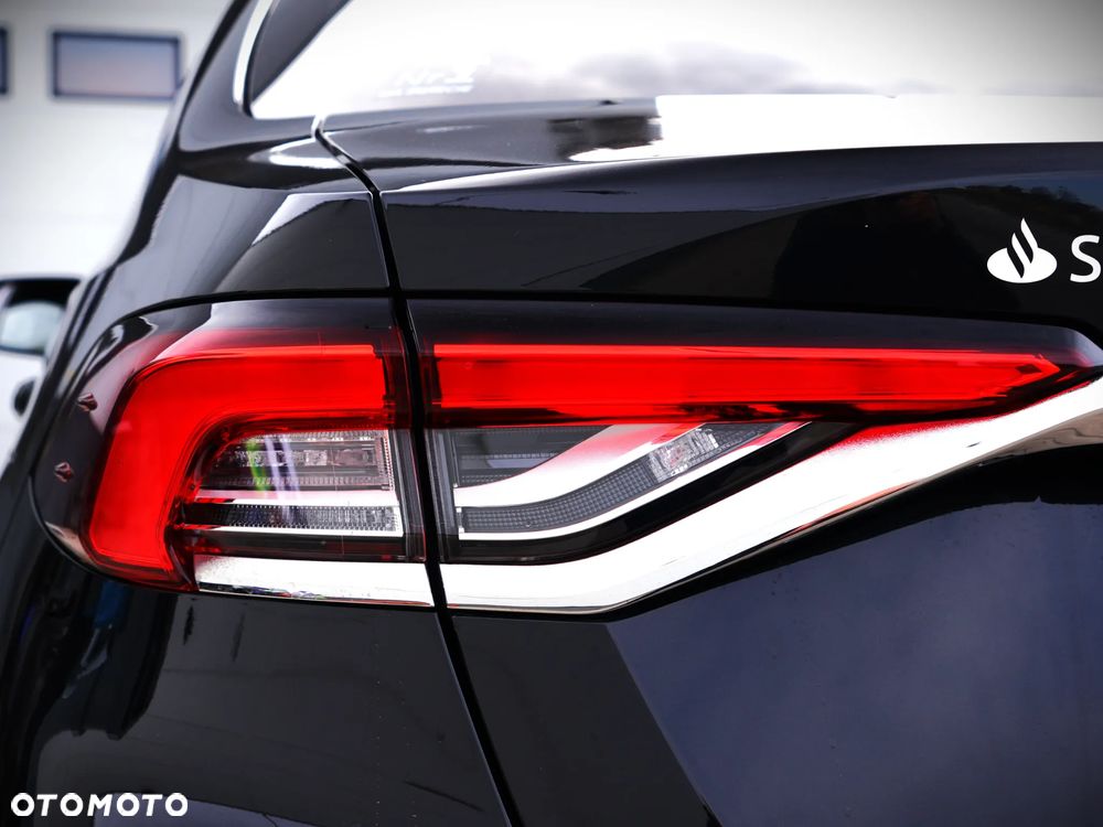 Toyota Corolla 1.8 Hybrid Style - 21