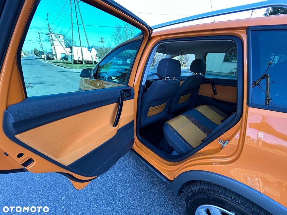 Volkswagen Polo Cross - 16