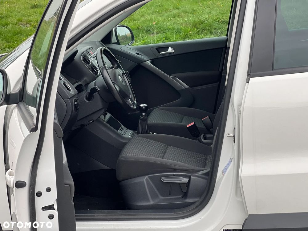 Volkswagen Tiguan 1.4 TSI BlueMotion Technology Lounge Sport & Style - 10