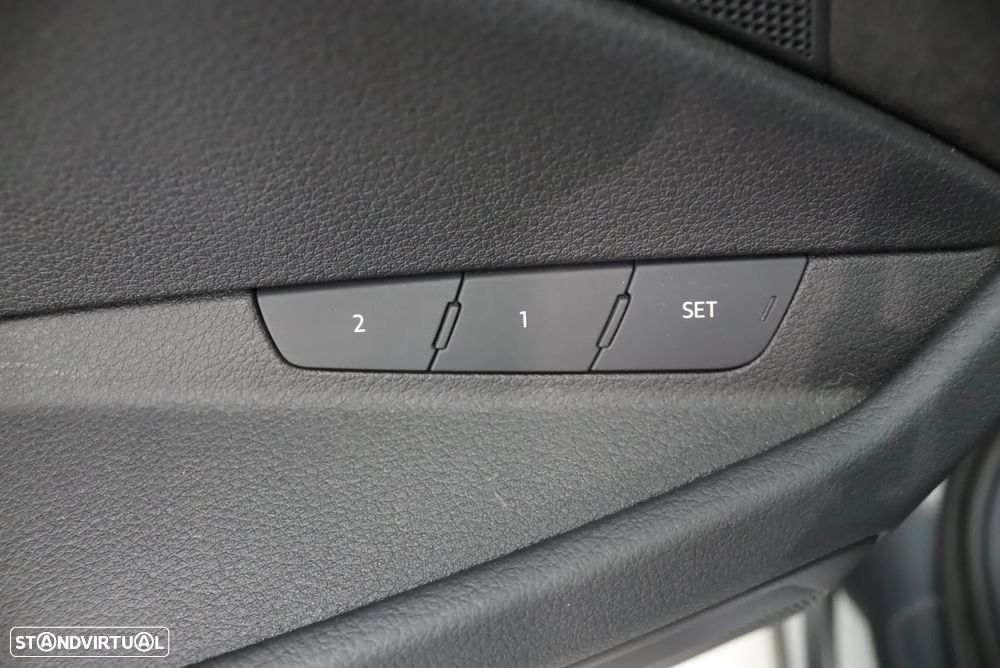 Audi e-tron 55 quattro S line - 22
