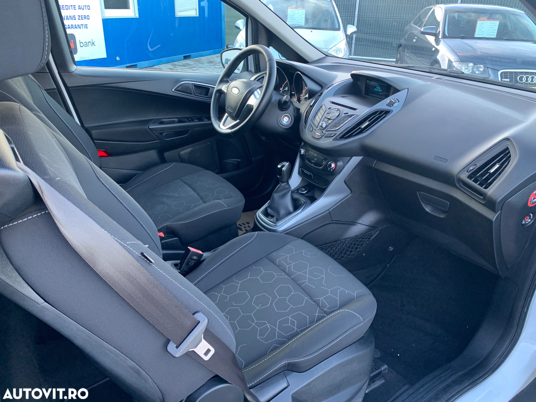 Ford B-Max 1.5 TDCi Ambiente - 16