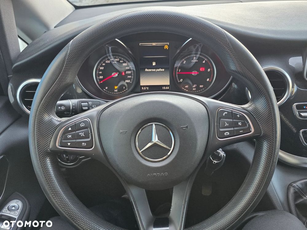 Mercedes-Benz Klasa V 220 CDI (d³ugi) - 24