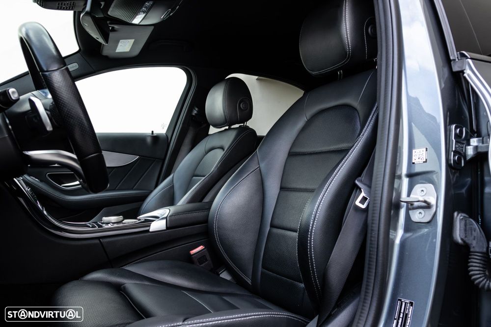 Mercedes-Benz C 300 de AMG Line - 28