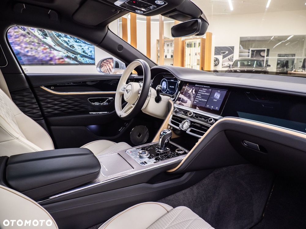 Bentley Flying Spur - 13