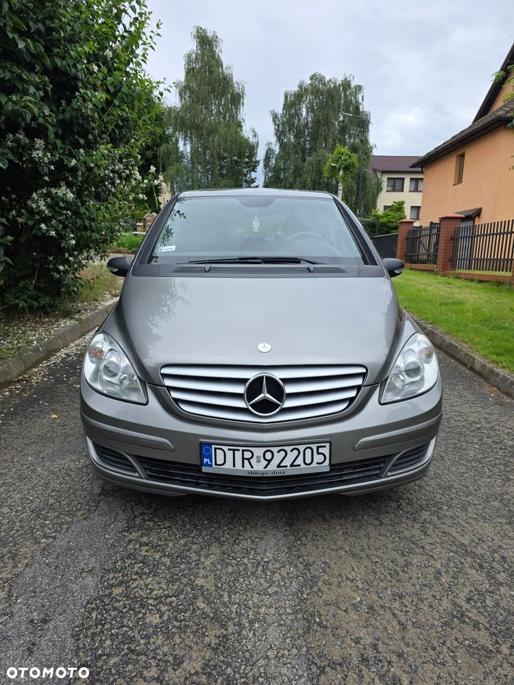 Mercedes-Benz Klasa B 150 - 1