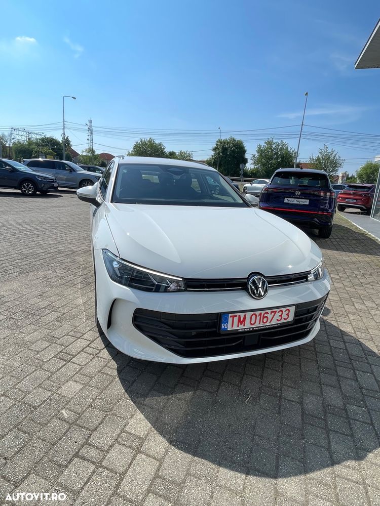 Volkswagen Passat 1.5 eTSI DSG MHEV Base - 4