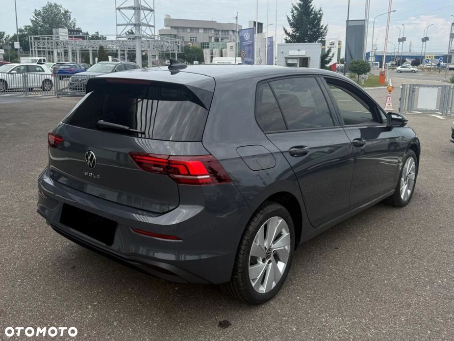 Volkswagen Golf 2026 photo 4