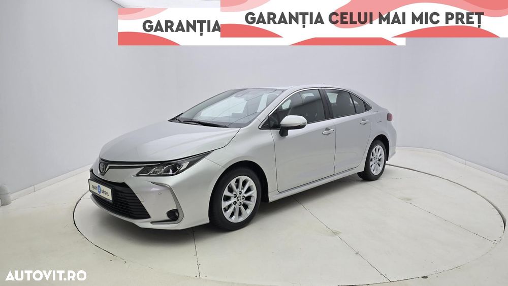 Toyota Corolla - 1