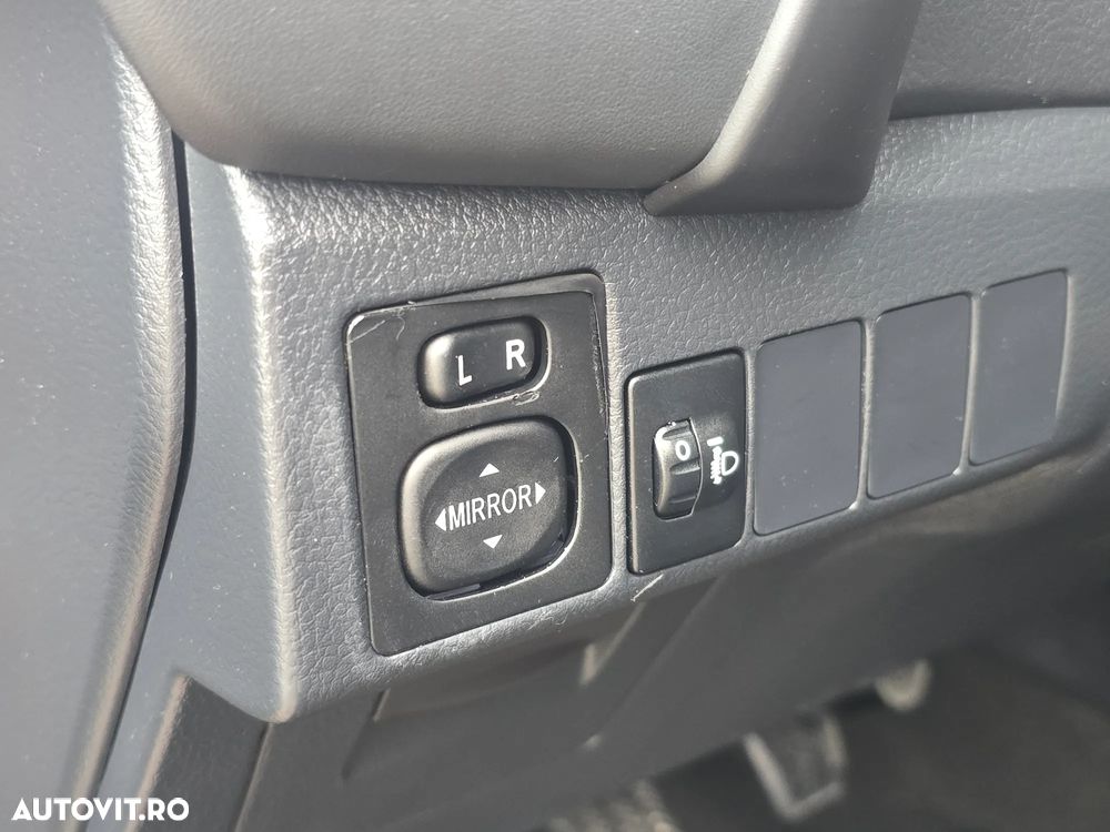 Toyota Corolla 1.6 Valvematic Terra - 11