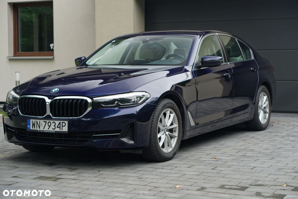 BMW Seria 5 520d xDrive MHEV - 2