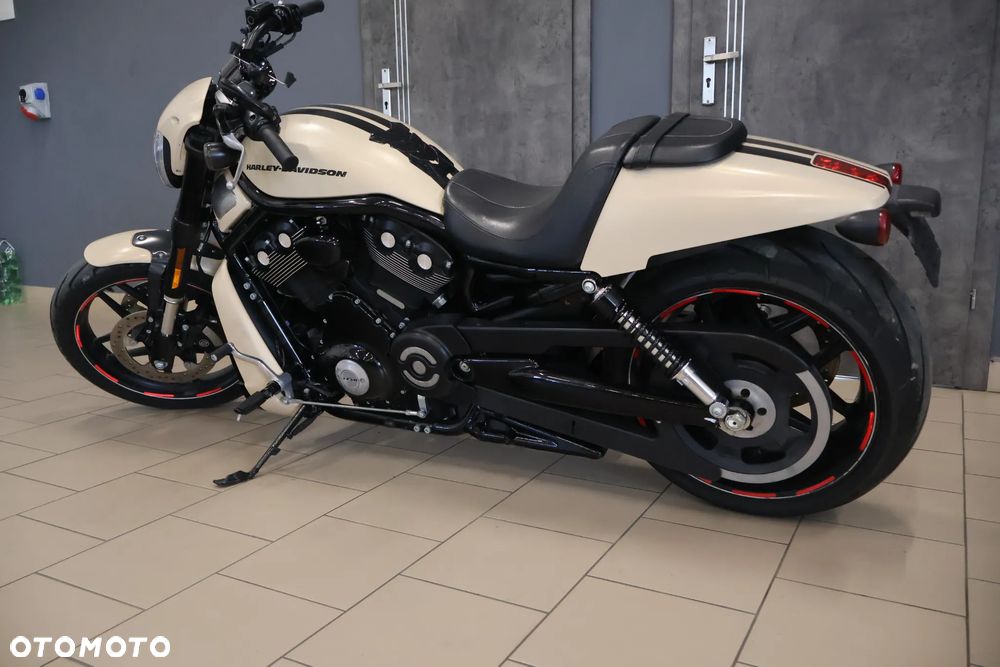 Harley-Davidson V-Rod Night Rod - 35
