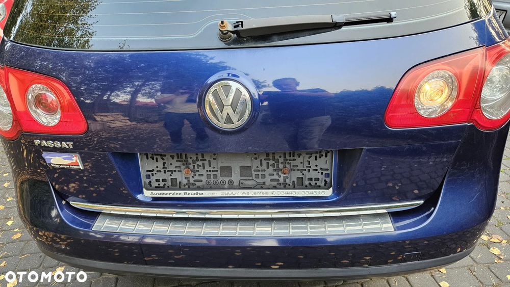 VW Passat B6 kombi  zderzak tył tylny LD5Q - 2