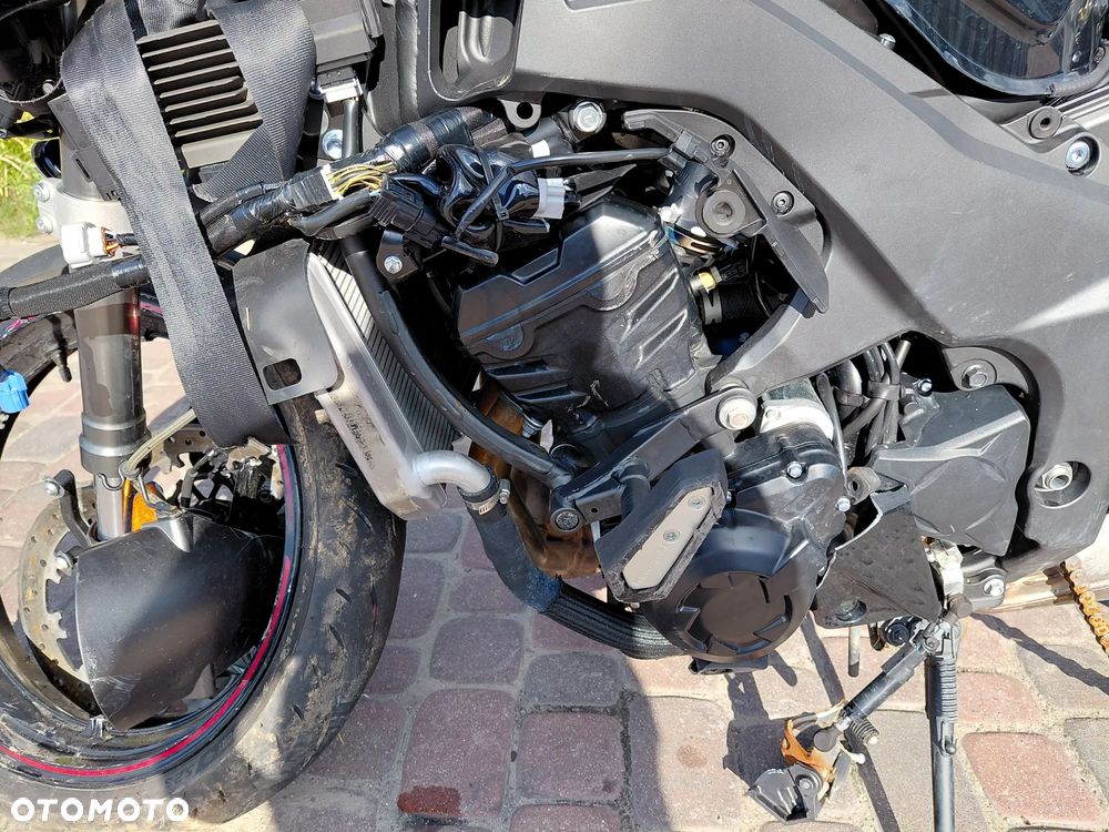 Kawasaki Ninja - 22