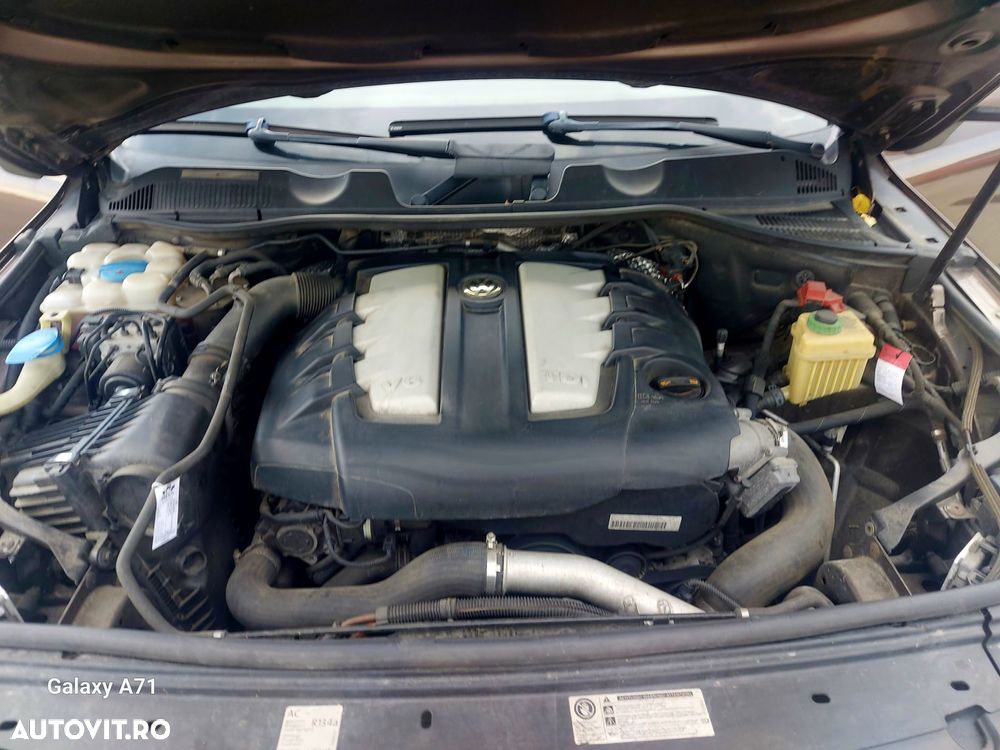 Volkswagen Touareg 3.0 V6 TDI Blue Motion DPF Automatik - 23