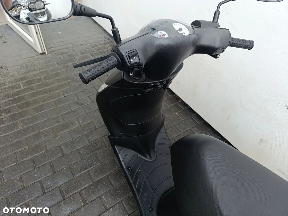 Piaggio ZIP - 12
