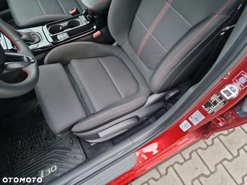 Hyundai i30 - 12