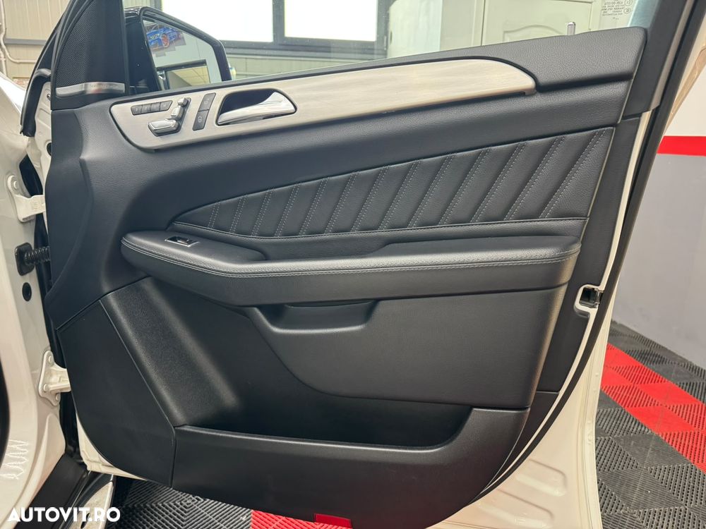 Mercedes-Benz GLE 350 d 4MATIC - 16