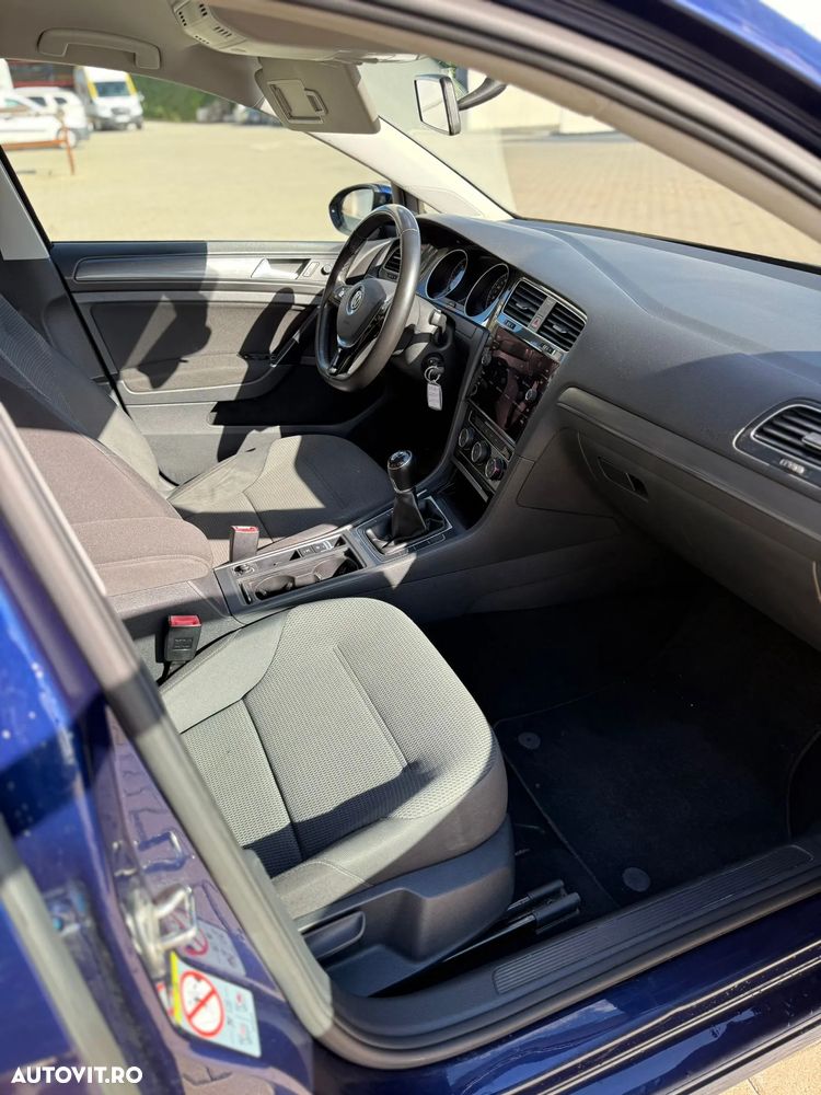 Volkswagen Golf 1.6 TDI Comfortline - 19